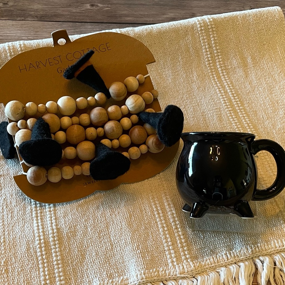 Wood and Felt Halloween Garland with Black Ceramic Calderon Mug